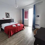 Tirreno Отель