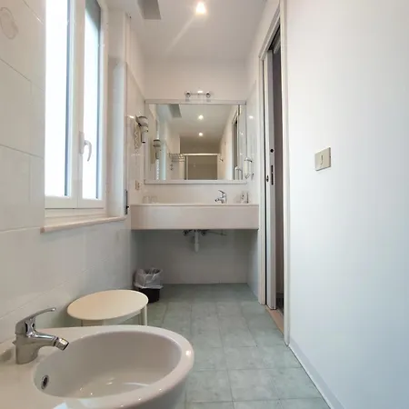 Tirreno ホテル アラッシオ