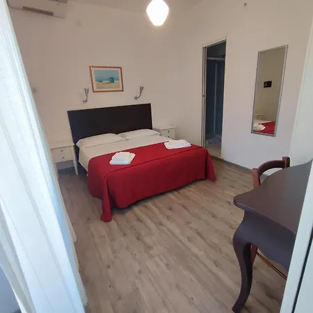 호텔 Tirreno 알라시오