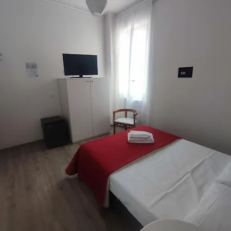 Ξενοδοχείο Tirreno *