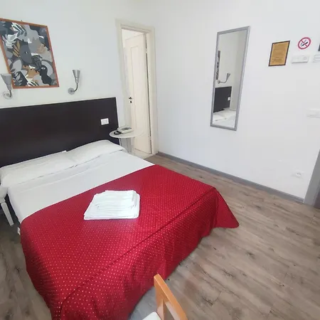 호텔 Tirreno 알라시오