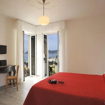 Tirreno 알라시오