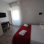 Tirreno Hotel *