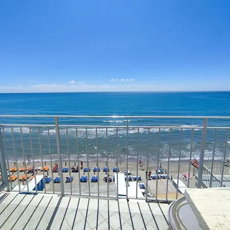 Szálloda Tirreno