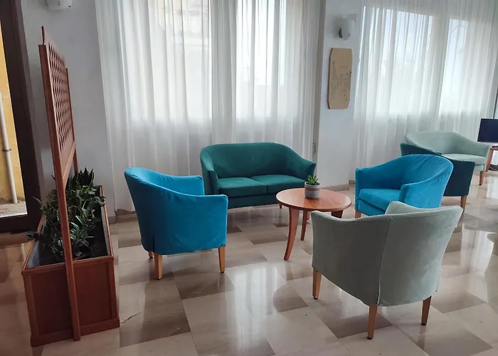 Tirreno Hotel *