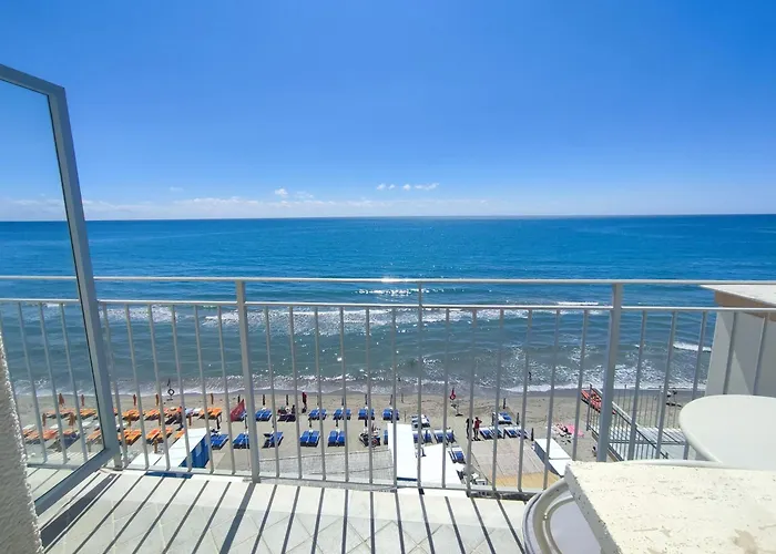 Hotel Tirreno